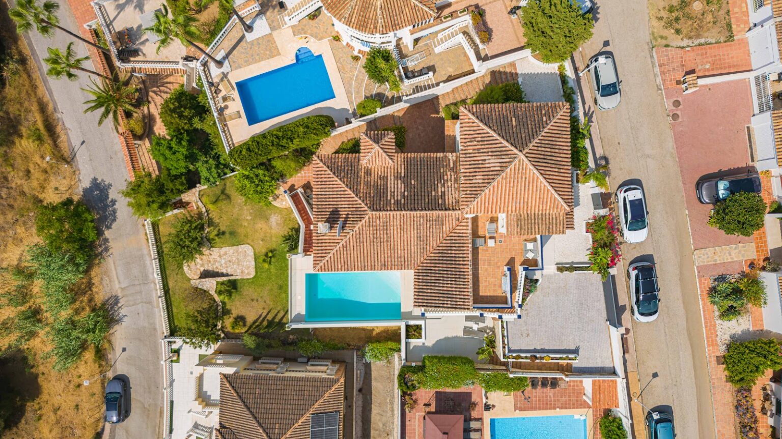 Aerial: villa and pool from above – Costa del Sol, photo by Your Property Concept